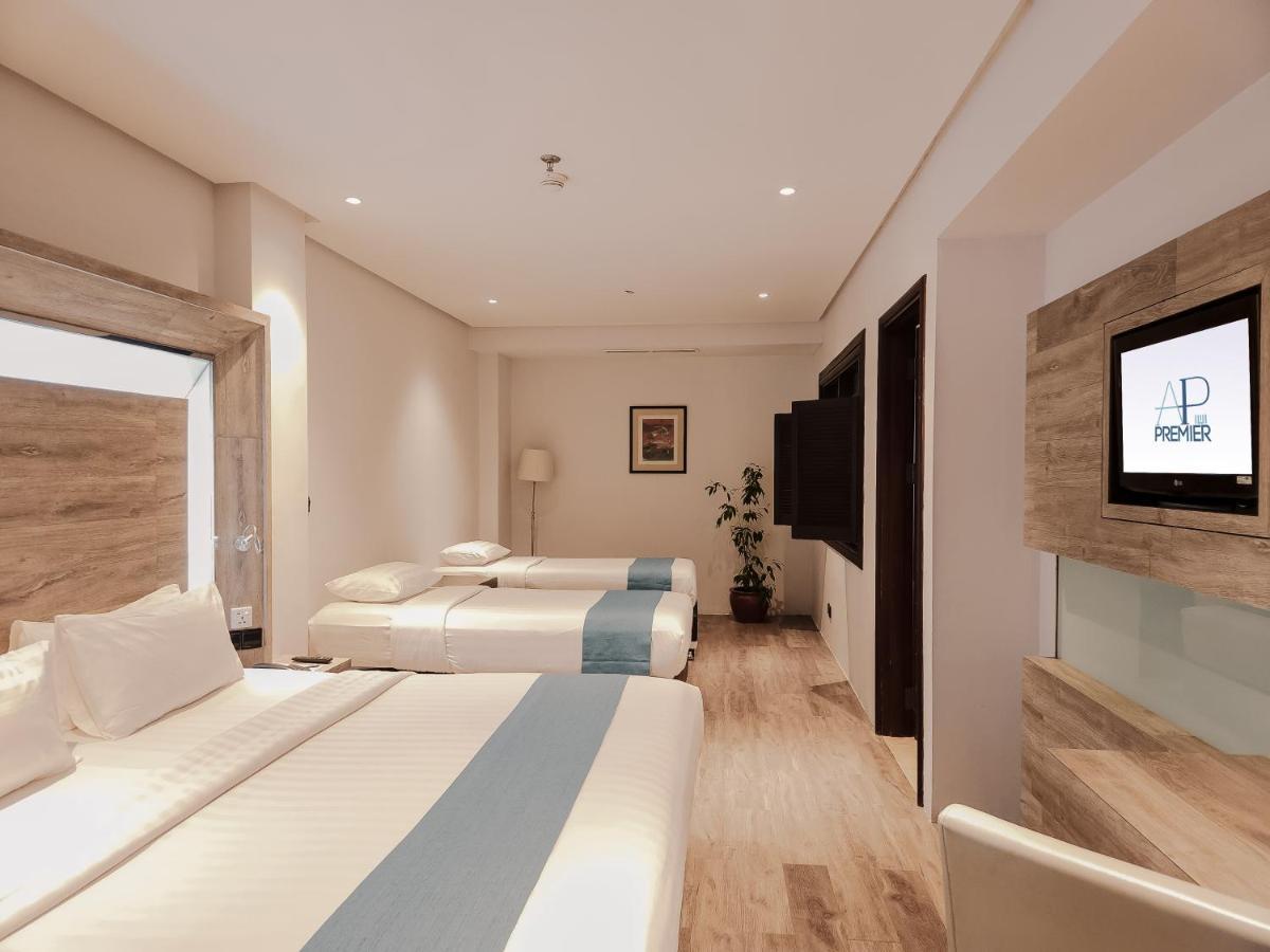 Ap Premier Batam Hotel Nagoya Exterior photo